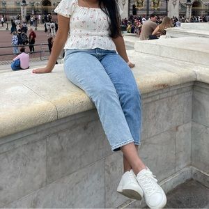 A&F Curve Love Mom High Rise Jeans